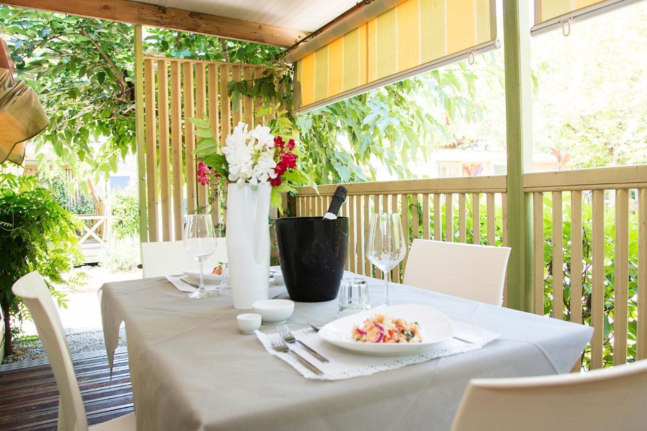 Hotel Camping Versilia Mare Lido di Camaiore Exterior foto