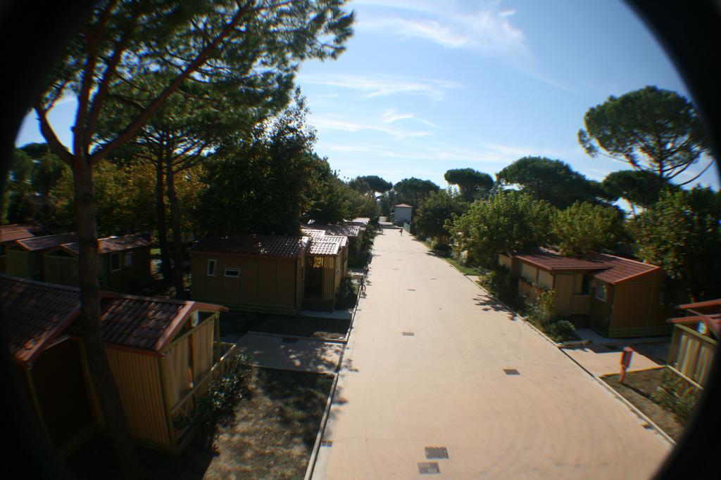 Hotel Camping Versilia Mare Lido di Camaiore Exterior foto