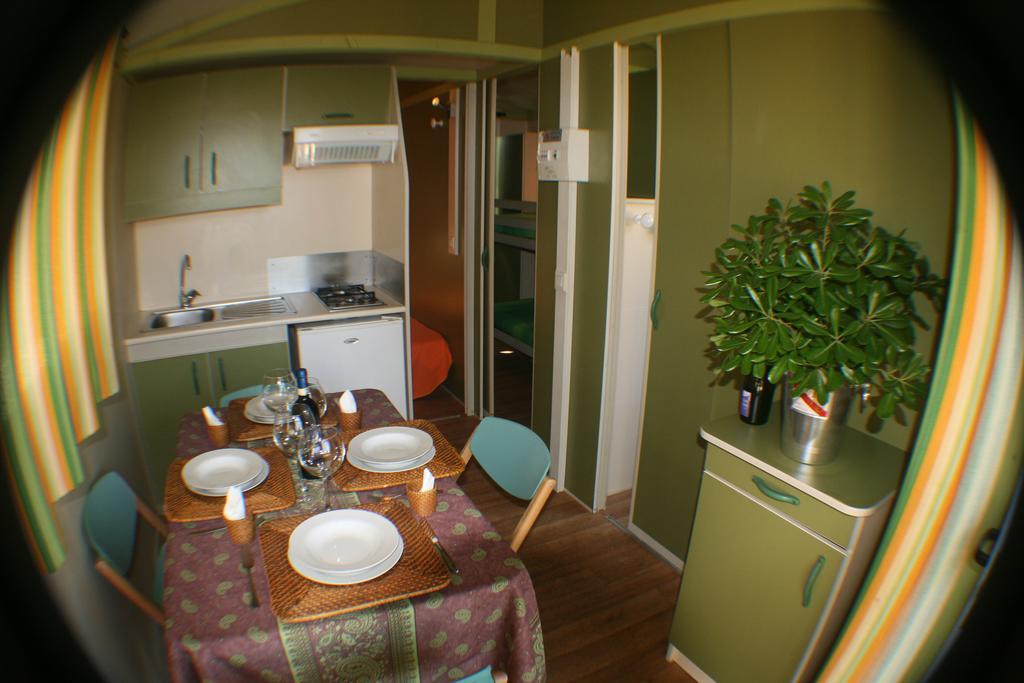 Hotel Camping Versilia Mare Lido di Camaiore Exterior foto