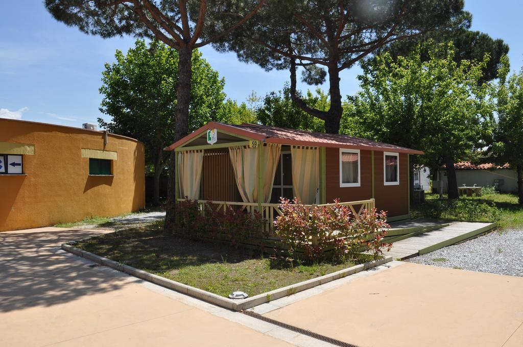 Hotel Camping Versilia Mare Lido di Camaiore Exterior foto
